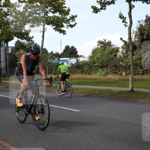 10.08.2025 - GEWOBA Citytriathlon Bremen Yannick Fuchs http://msf.ph/oto/8575687 10.08.2025 14:28:01 Radfahren 70, 159, 194, 293, 322 meine-sportfotos.de