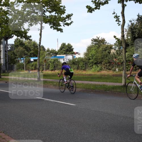 10.08.2025 - GEWOBA Citytriathlon Bremen Yannick Fuchs http://msf.ph/oto/8575704 10.08.2025 14:28:27 Radfahren 237, 367, 382, 401, 448 meine-sportfotos.de