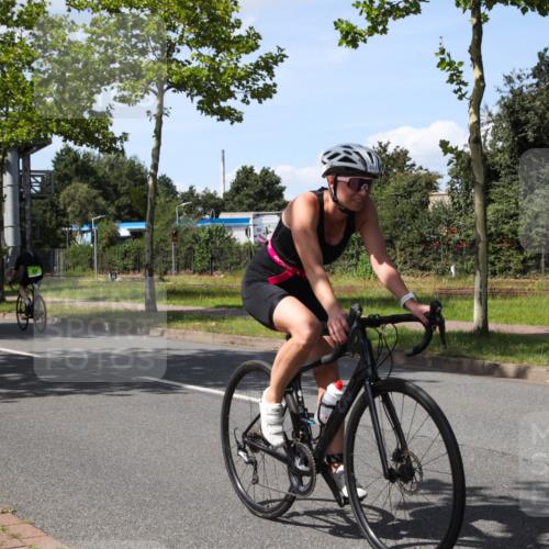 10.08.2025 - GEWOBA Citytriathlon Bremen Yannick Fuchs http://msf.ph/oto/8575721 10.08.2025 14:28:44 Radfahren 171, 193, 237, 350, 367, 401, 467, 483 meine-sportfotos.de