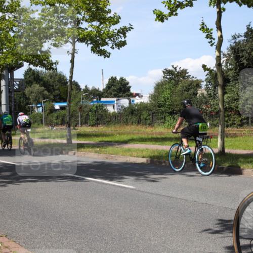 10.08.2025 - GEWOBA Citytriathlon Bremen Yannick Fuchs http://msf.ph/oto/8575740 10.08.2025 14:28:56 Radfahren 168, 171, 172, 193, 321, 350, 403 meine-sportfotos.de