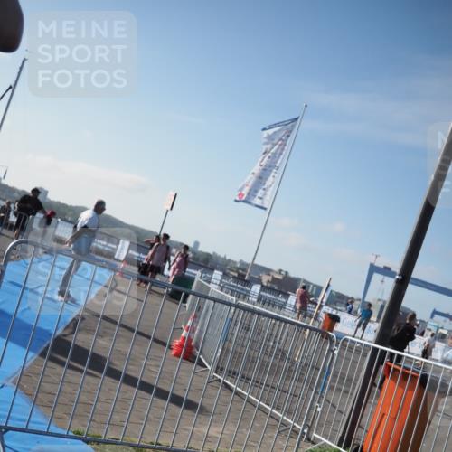 17.08.2025 - KN Förde Triathlon 2025 KatJ http://msf.ph/oto/8575768 17.08.2025 08:40:49 Schwimmen  meine-sportfotos.de