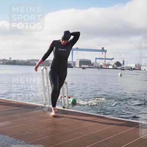 17.08.2025 - KN Förde Triathlon 2025 KatJ http://msf.ph/oto/8575790 17.08.2025 09:08:00 Schwimmen 106, 252, 106, 252 meine-sportfotos.de