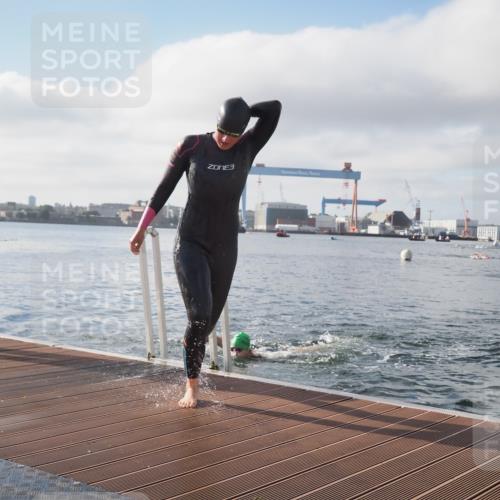 17.08.2025 - KN Förde Triathlon 2025 KatJ http://msf.ph/oto/8575791 17.08.2025 09:08:00 Schwimmen 106, 252, 106, 252 meine-sportfotos.de