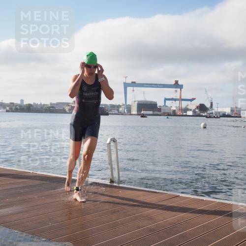 17.08.2025 - KN Förde Triathlon 2025 KatJ http://msf.ph/oto/8575802 17.08.2025 09:08:05 Schwimmen 106, 252, 106, 252 meine-sportfotos.de