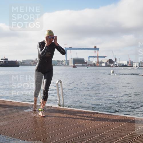 17.08.2025 - KN Förde Triathlon 2025 KatJ http://msf.ph/oto/8575811 17.08.2025 09:08:21 Schwimmen 115, 115 meine-sportfotos.de