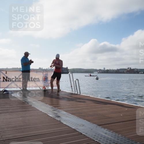 17.08.2025 - KN Förde Triathlon 2025 KatJ http://msf.ph/oto/8575816 17.08.2025 09:08:50 Schwimmen 101, 107, 101, 107 meine-sportfotos.de