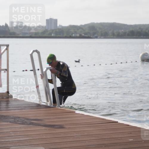 17.08.2025 - KN Förde Triathlon 2025 KatJ http://msf.ph/oto/8575834 17.08.2025 09:09:48 Schwimmen 108, 108 meine-sportfotos.de