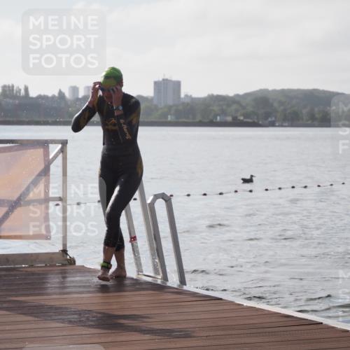 17.08.2025 - KN Förde Triathlon 2025 KatJ http://msf.ph/oto/8575838 17.08.2025 09:09:49 Schwimmen 108, 108 meine-sportfotos.de