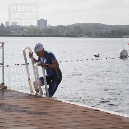 17.08.2025 - KN Förde Triathlon 2025 KatJ http://msf.ph/oto/8575848 17.08.2025 09:09:56 Schwimmen 102, 108, 110, 108, 110 meine-sportfotos.de