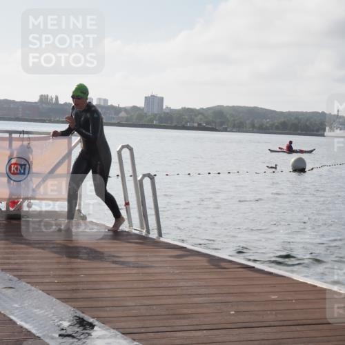 17.08.2025 - KN Förde Triathlon 2025 KatJ http://msf.ph/oto/8575875 17.08.2025 09:10:08 Schwimmen 102, 109, 110, 120, 102, 110, 120 meine-sportfotos.de
