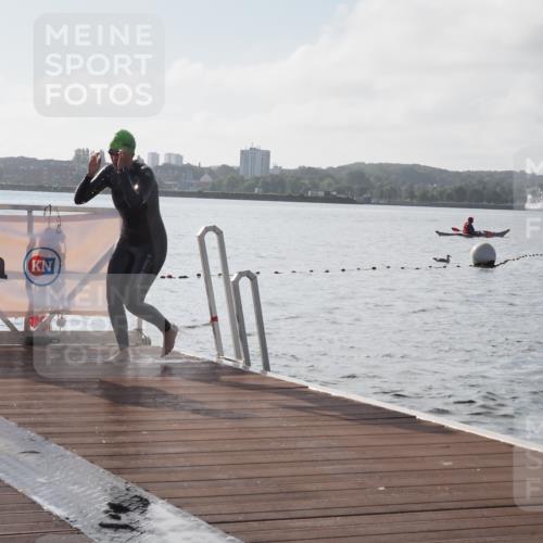 17.08.2025 - KN Förde Triathlon 2025 KatJ http://msf.ph/oto/8575876 17.08.2025 09:10:08 Schwimmen 102, 109, 110, 120, 102, 110, 120 meine-sportfotos.de