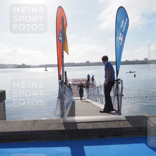 17.08.2025 - KN Förde Triathlon 2025 MichiJ http://msf.ph/oto/8575894 17.08.2025 09:07:41 Schwimmen 104, 103, 104 meine-sportfotos.de