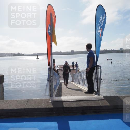 17.08.2025 - KN Förde Triathlon 2025 MichiJ http://msf.ph/oto/8575913 17.08.2025 09:07:43 Schwimmen 103, 104, 103, 104 meine-sportfotos.de