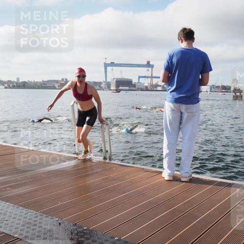 17.08.2025 - KN Förde Triathlon 2025 KatJ http://msf.ph/oto/8575921 17.08.2025 09:10:18 Schwimmen 105, 109, 114, 119, 120, 102, 109, 114, 119, 120 meine-sportfotos.de