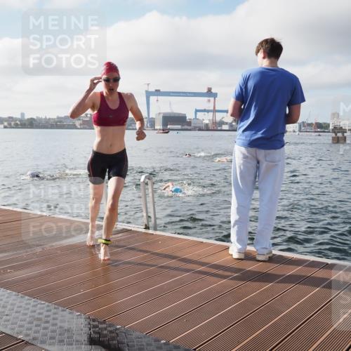 17.08.2025 - KN Förde Triathlon 2025 KatJ http://msf.ph/oto/8575931 17.08.2025 09:10:19 Schwimmen 105, 109, 114, 119, 120, 253, 102, 109, 114, 119, 120 meine-sportfotos.de