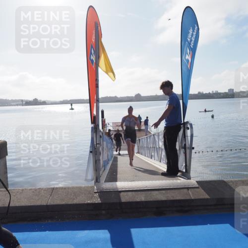 17.08.2025 - KN Förde Triathlon 2025 MichiJ http://msf.ph/oto/8575940 17.08.2025 09:07:45 Schwimmen 103, 104, 103, 104 meine-sportfotos.de