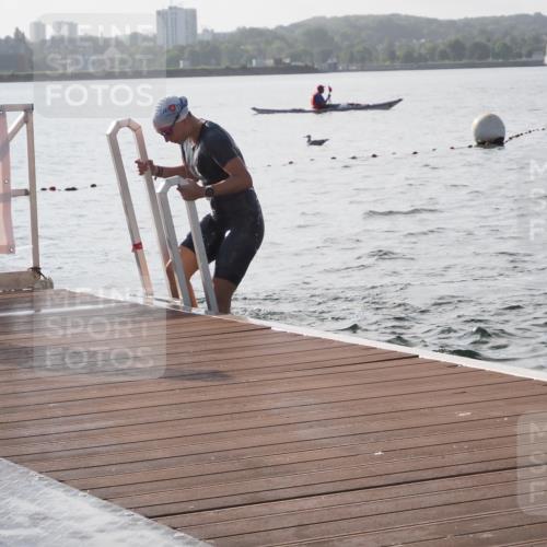 17.08.2025 - KN Förde Triathlon 2025 KatJ http://msf.ph/oto/8575969 17.08.2025 09:10:26 Schwimmen 105, 114, 119, 253, 105, 109, 114, 119, 253 meine-sportfotos.de