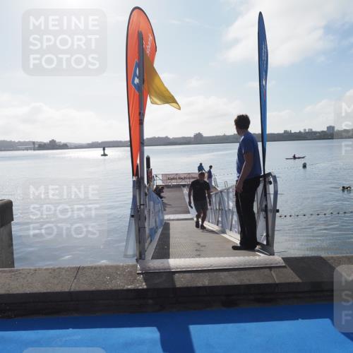 17.08.2025 - KN Förde Triathlon 2025 MichiJ http://msf.ph/oto/8575970 17.08.2025 09:07:48 Schwimmen 103, 104 meine-sportfotos.de