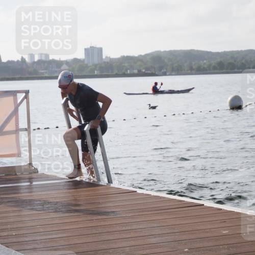 17.08.2025 - KN Förde Triathlon 2025 KatJ http://msf.ph/oto/8575977 17.08.2025 09:10:26 Schwimmen 105, 114, 119, 253, 105, 109, 114, 119, 253 meine-sportfotos.de