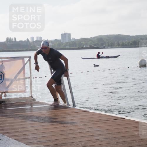 17.08.2025 - KN Förde Triathlon 2025 KatJ http://msf.ph/oto/8575980 17.08.2025 09:10:27 Schwimmen 105, 114, 119, 253, 105, 109, 114, 119, 253 meine-sportfotos.de