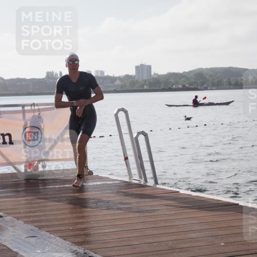 17.08.2025 - KN Förde Triathlon 2025 KatJ http://msf.ph/oto/8575988 17.08.2025 09:10:27 Schwimmen 105, 114, 119, 253, 105, 109, 114, 119, 253 meine-sportfotos.de