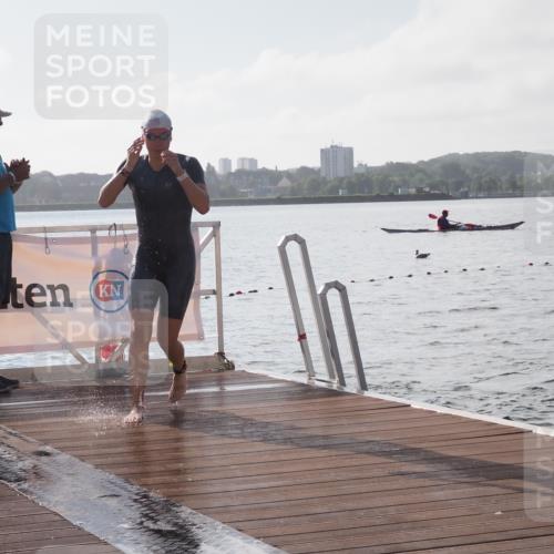 17.08.2025 - KN Förde Triathlon 2025 KatJ http://msf.ph/oto/8575996 17.08.2025 09:10:28 Schwimmen 105, 114, 253, 105, 109, 114, 119, 253 meine-sportfotos.de