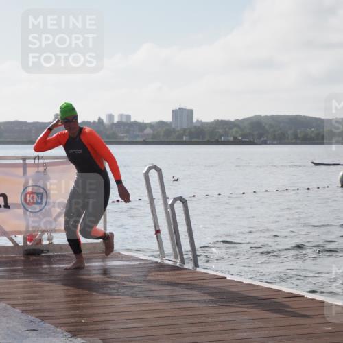17.08.2025 - KN Förde Triathlon 2025 KatJ http://msf.ph/oto/8576021 17.08.2025 09:10:38 Schwimmen 113, 121, 105, 113, 121, 253 meine-sportfotos.de