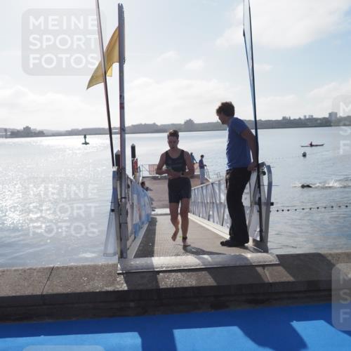 17.08.2025 - KN Förde Triathlon 2025 MichiJ http://msf.ph/oto/8576029 17.08.2025 09:08:12 Schwimmen 106, 252, 115, 252 meine-sportfotos.de