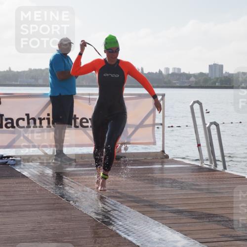 17.08.2025 - KN Förde Triathlon 2025 KatJ http://msf.ph/oto/8576032 17.08.2025 09:10:39 Schwimmen 113, 121, 105, 113, 121, 253 meine-sportfotos.de