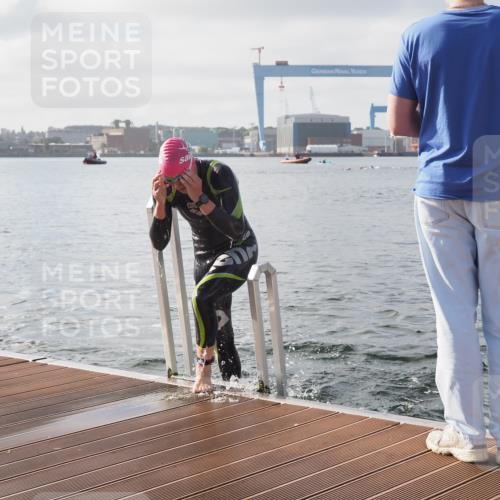 17.08.2025 - KN Förde Triathlon 2025 KatJ http://msf.ph/oto/8576043 17.08.2025 09:10:43 Schwimmen 113, 121, 113, 121 meine-sportfotos.de