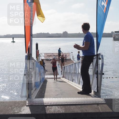 17.08.2025 - KN Förde Triathlon 2025 MichiJ http://msf.ph/oto/8576093 17.08.2025 09:08:55 Schwimmen 101, 107, 101, 107 meine-sportfotos.de
