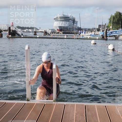 17.08.2025 - KN Förde Triathlon 2025 KatJ http://msf.ph/oto/8576099 17.08.2025 09:11:13 Schwimmen 116, 117, 125, 157, 116, 117 meine-sportfotos.de