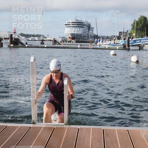 17.08.2025 - KN Förde Triathlon 2025 KatJ http://msf.ph/oto/8576101 17.08.2025 09:11:14 Schwimmen 116, 117, 125, 157, 116, 117, 157 meine-sportfotos.de