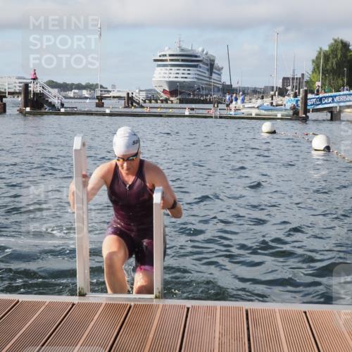 17.08.2025 - KN Förde Triathlon 2025 KatJ http://msf.ph/oto/8576105 17.08.2025 09:11:14 Schwimmen 116, 117, 125, 157, 116, 117, 157 meine-sportfotos.de