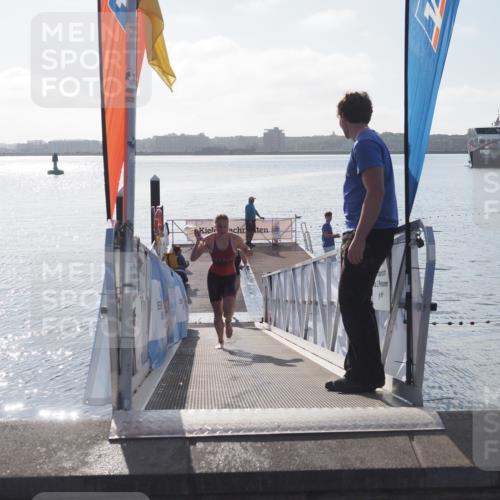 17.08.2025 - KN Förde Triathlon 2025 MichiJ http://msf.ph/oto/8576113 17.08.2025 09:08:56 Schwimmen 101, 107, 101, 107 meine-sportfotos.de