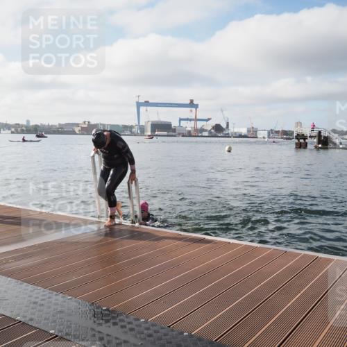 17.08.2025 - KN Förde Triathlon 2025 KatJ http://msf.ph/oto/8576137 17.08.2025 09:11:19 Schwimmen 116, 125, 157, 116, 117, 125, 157 meine-sportfotos.de
