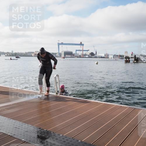 17.08.2025 - KN Förde Triathlon 2025 KatJ http://msf.ph/oto/8576141 17.08.2025 09:11:19 Schwimmen 116, 125, 157, 116, 117, 125, 157 meine-sportfotos.de