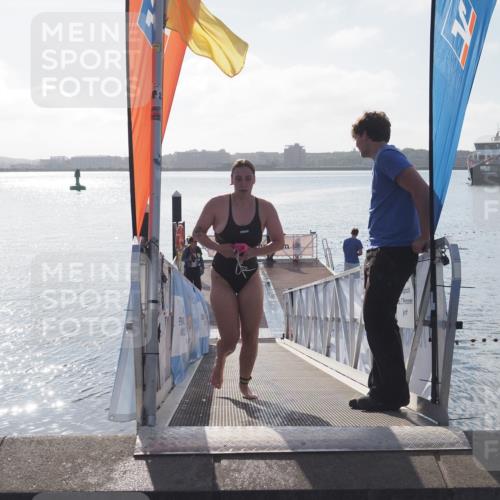 17.08.2025 - KN Förde Triathlon 2025 MichiJ http://msf.ph/oto/8576175 17.08.2025 09:09:00 Schwimmen 101, 107, 107 meine-sportfotos.de