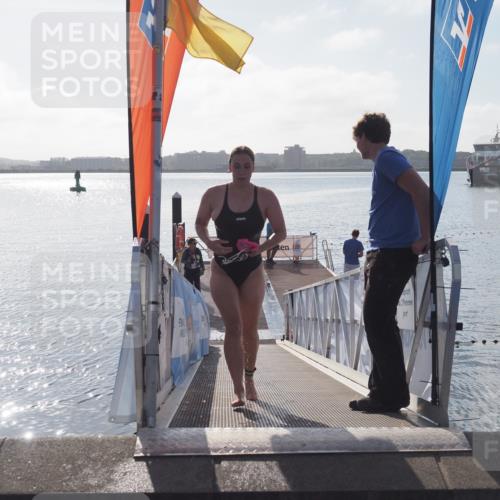 17.08.2025 - KN Förde Triathlon 2025 MichiJ http://msf.ph/oto/8576178 17.08.2025 09:09:00 Schwimmen 101, 107, 107 meine-sportfotos.de