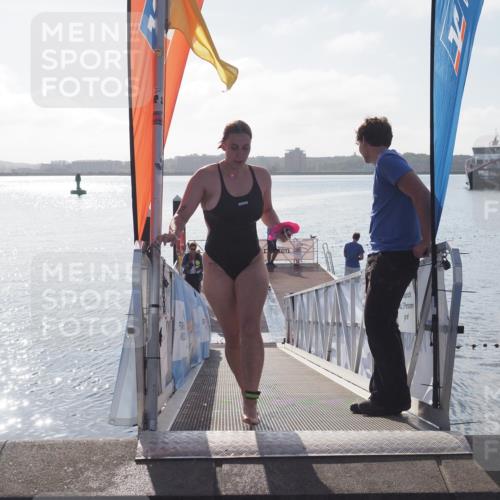 17.08.2025 - KN Förde Triathlon 2025 MichiJ http://msf.ph/oto/8576184 17.08.2025 09:09:01 Schwimmen 101, 107 meine-sportfotos.de