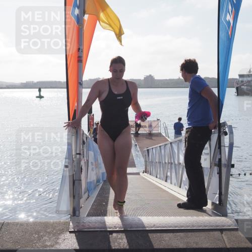 17.08.2025 - KN Förde Triathlon 2025 MichiJ http://msf.ph/oto/8576186 17.08.2025 09:09:01 Schwimmen 101, 107 meine-sportfotos.de