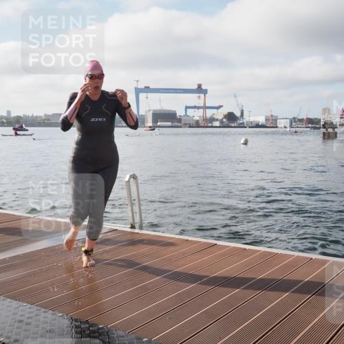 17.08.2025 - KN Förde Triathlon 2025 KatJ http://msf.ph/oto/8576187 17.08.2025 09:11:23 Schwimmen 125, 157, 116, 125, 157 meine-sportfotos.de