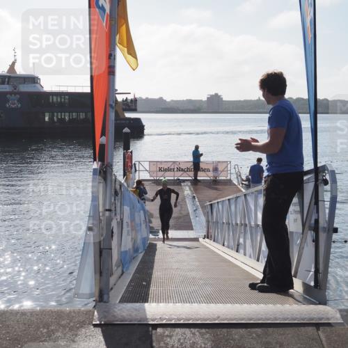 17.08.2025 - KN Förde Triathlon 2025 MichiJ http://msf.ph/oto/8576188 17.08.2025 09:09:54 Schwimmen 108, 108, 110 meine-sportfotos.de