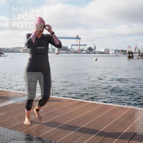 17.08.2025 - KN Förde Triathlon 2025 KatJ http://msf.ph/oto/8576192 17.08.2025 09:11:24 Schwimmen 125, 157, 116, 125, 157 meine-sportfotos.de