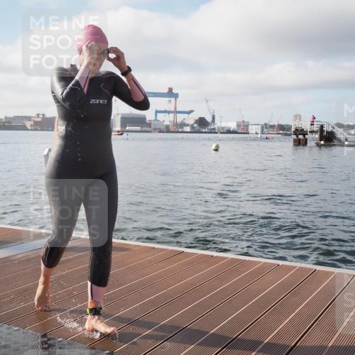 17.08.2025 - KN Förde Triathlon 2025 KatJ http://msf.ph/oto/8576194 17.08.2025 09:11:24 Schwimmen 125, 157, 116, 125, 157 meine-sportfotos.de