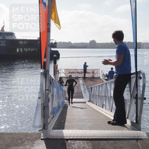 17.08.2025 - KN Förde Triathlon 2025 MichiJ http://msf.ph/oto/8576199 17.08.2025 09:09:55 Schwimmen 108, 108, 110 meine-sportfotos.de