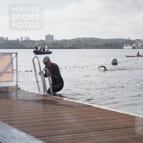 17.08.2025 - KN Förde Triathlon 2025 KatJ http://msf.ph/oto/8576200 17.08.2025 09:12:17 Schwimmen 127, 127 meine-sportfotos.de
