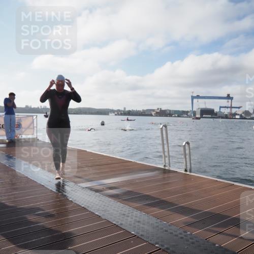 17.08.2025 - KN Förde Triathlon 2025 KatJ http://msf.ph/oto/8576235 17.08.2025 09:12:21 Schwimmen 127, 127 meine-sportfotos.de