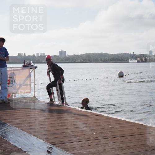 17.08.2025 - KN Förde Triathlon 2025 KatJ http://msf.ph/oto/8576254 17.08.2025 09:12:40 Schwimmen 136, 142, 136, 142 meine-sportfotos.de