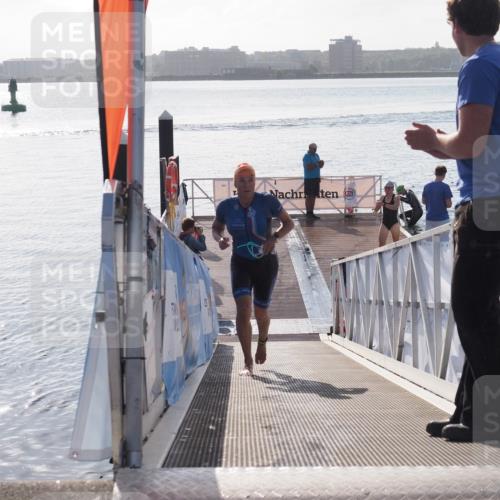 17.08.2025 - KN Förde Triathlon 2025 MichiJ http://msf.ph/oto/8576262 17.08.2025 09:10:06 Schwimmen 108, 110, 102, 109, 110, 120 meine-sportfotos.de